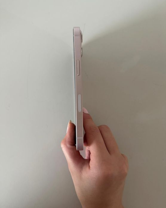 iPhone 13 128gb em ótimo estado