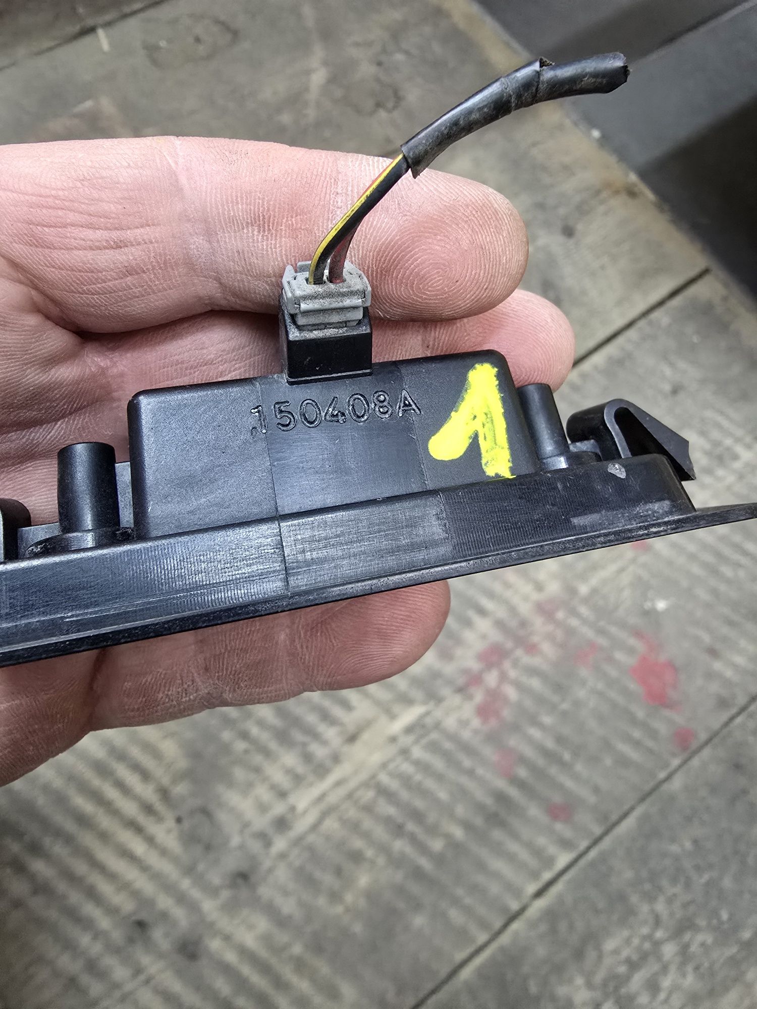 Lampka oświetlenia tablicy rejestracyjnej volvo C30 NR 1