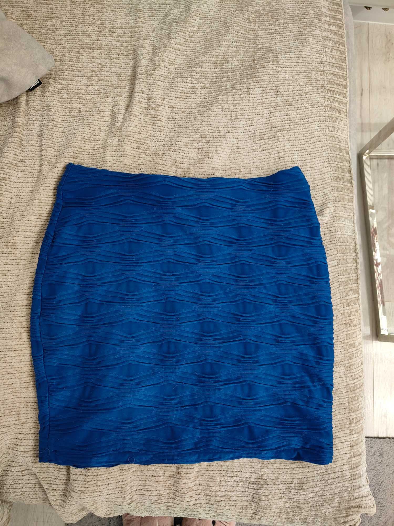 Spódnica mini chabrowa S