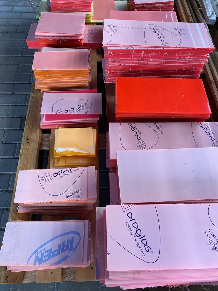 Podstawki plexi fluorescencyjna