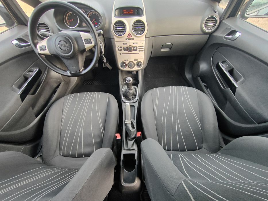 Opel Corsa 1.2 benzyna! Piękny! Klima sprawna! Piękne zimówki!