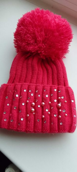 Шапки на девочку от 3 до 10 лет.