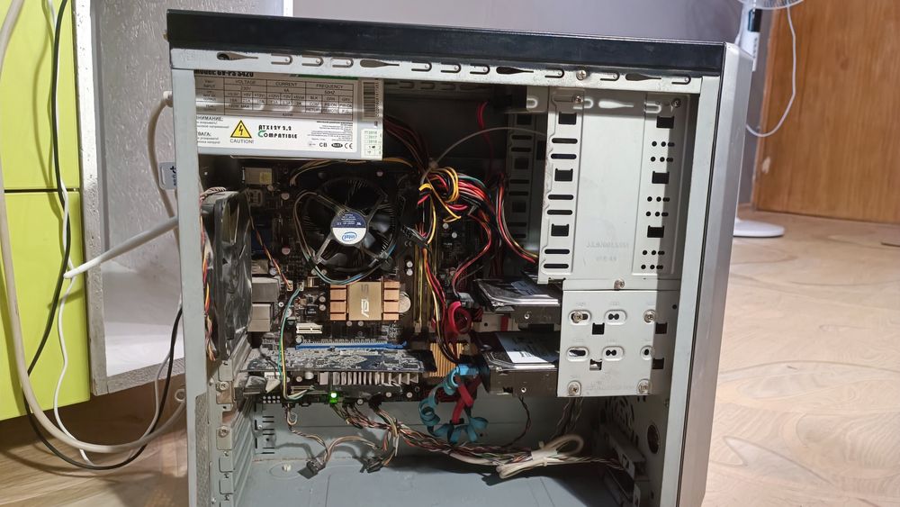 Стаціонарний компьютер