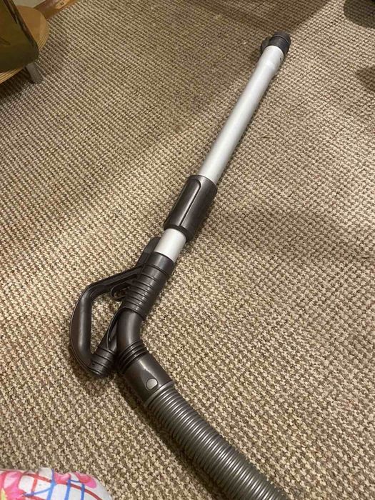 Пылесос Dyson DC 19