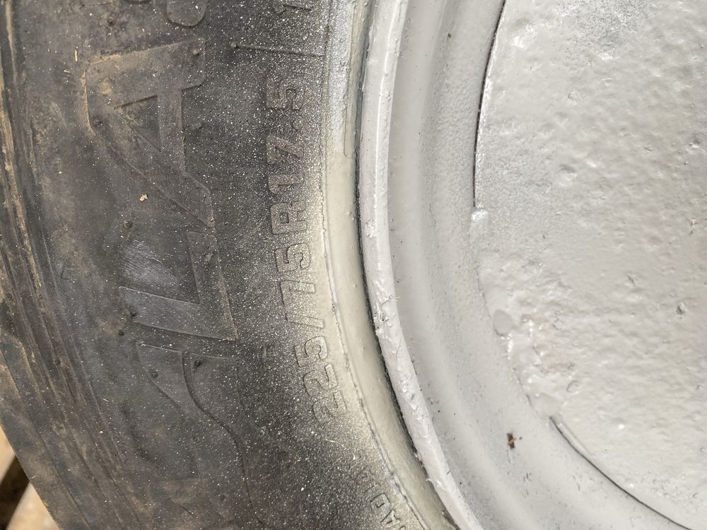 Продам колеса з дисками на причіп 2птс 4