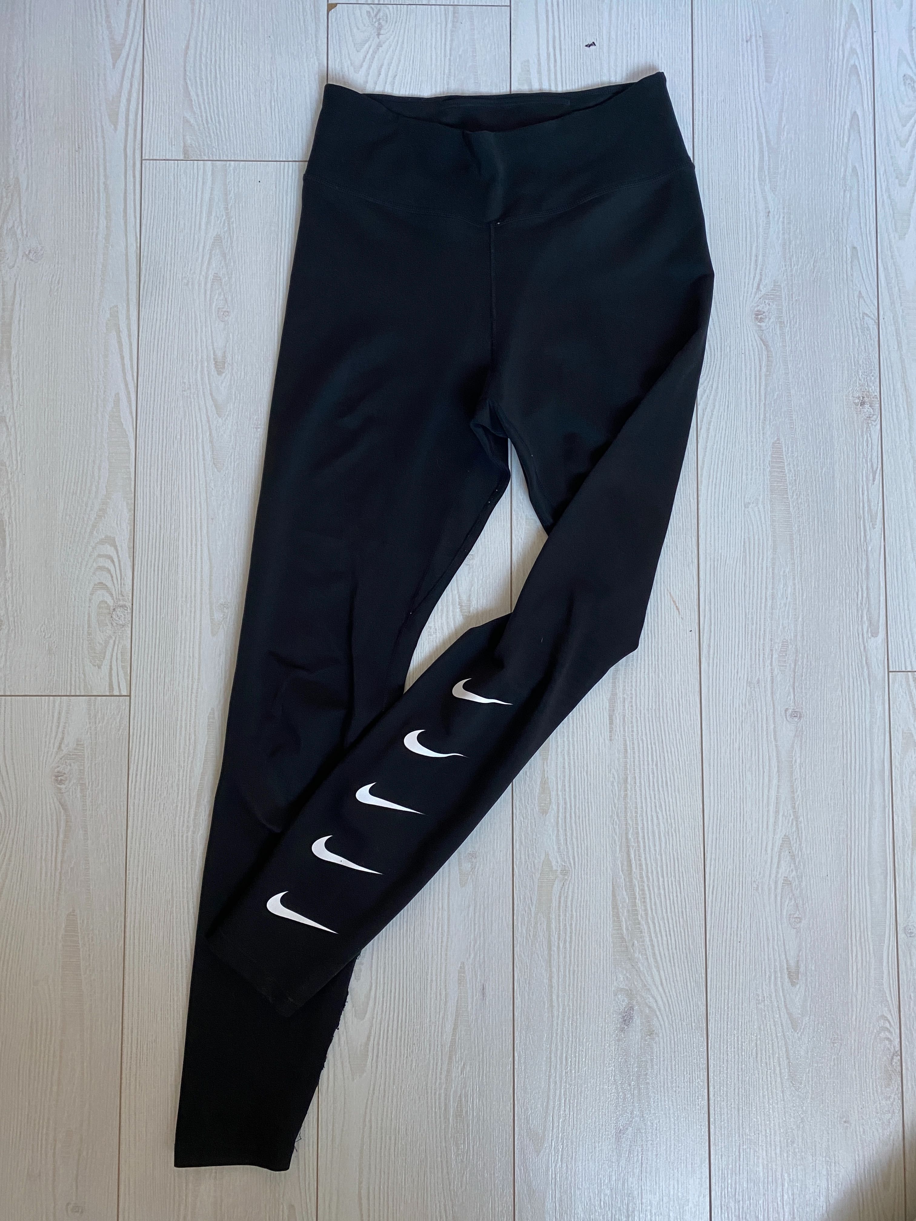 Legginsy nike swoosh