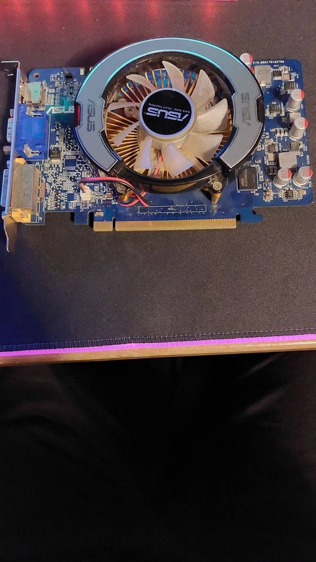 Karta graficzna  asus gt9500