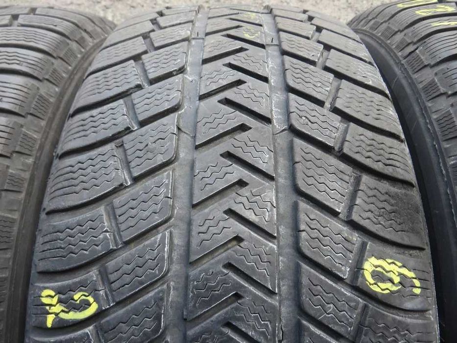 Уцінка 255/55R18 105Н Michelin LattitudeAlpin зима 4штуки