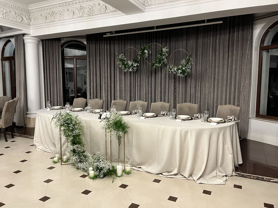 Florystka - dekorowanie kwiatami