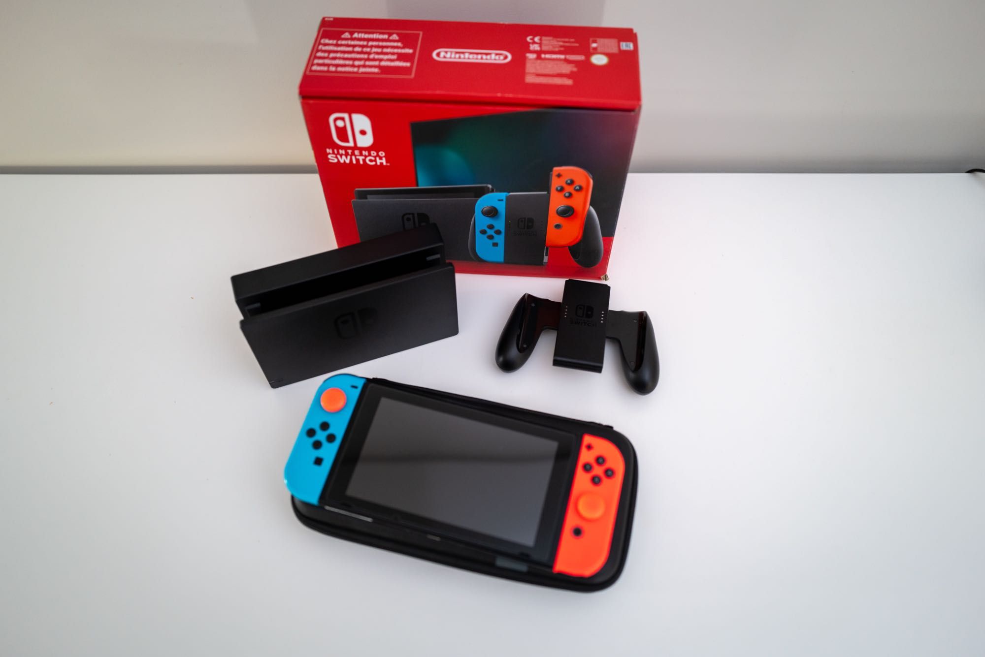 Nintendo Switch V2 32GB