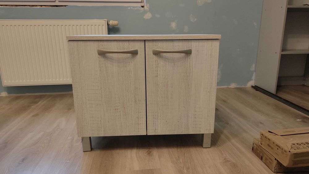 Szafka do pokoju, przedpokoju