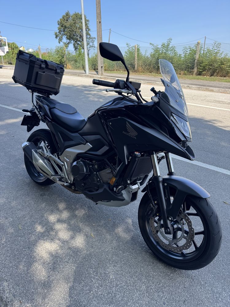 Honda NC750X imaculada