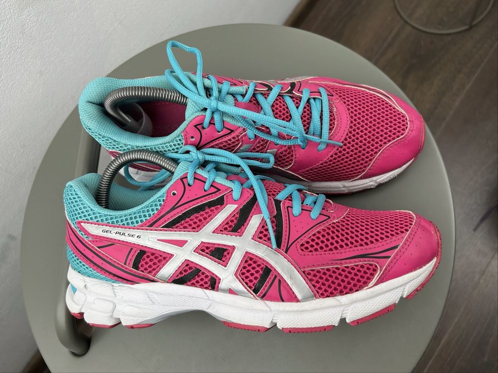 Оригінал! Кросівки Asics Gel Pulse 40 розмір 02402
