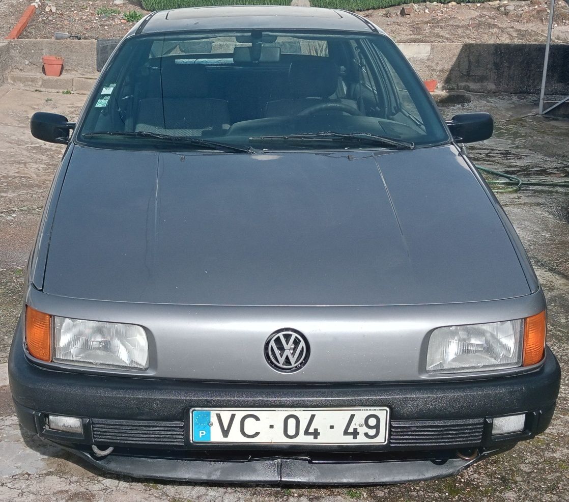 Vende-se Volkswagen Passat ano 1990