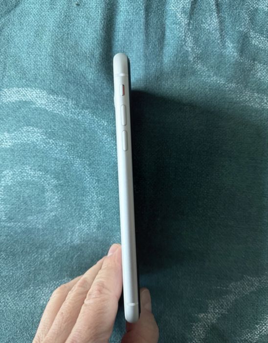 Iphone xr 64gigas