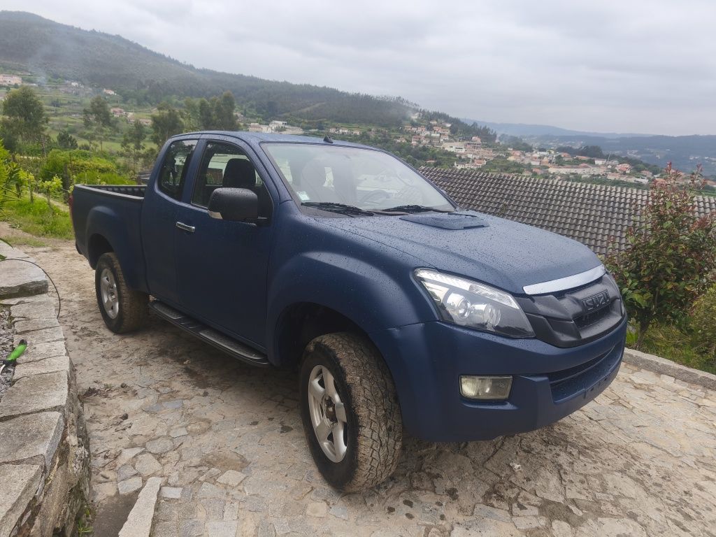 Isuzu dmax isuzu