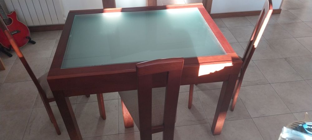 Mesa jantar extensível