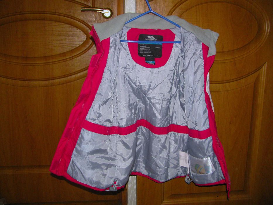 Курточки весна Trespass и зима TU на рост 122-128-134 см 7-8-9 лет