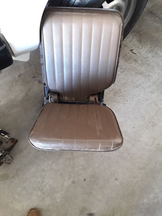 Nissan d21 bancos recondicionados