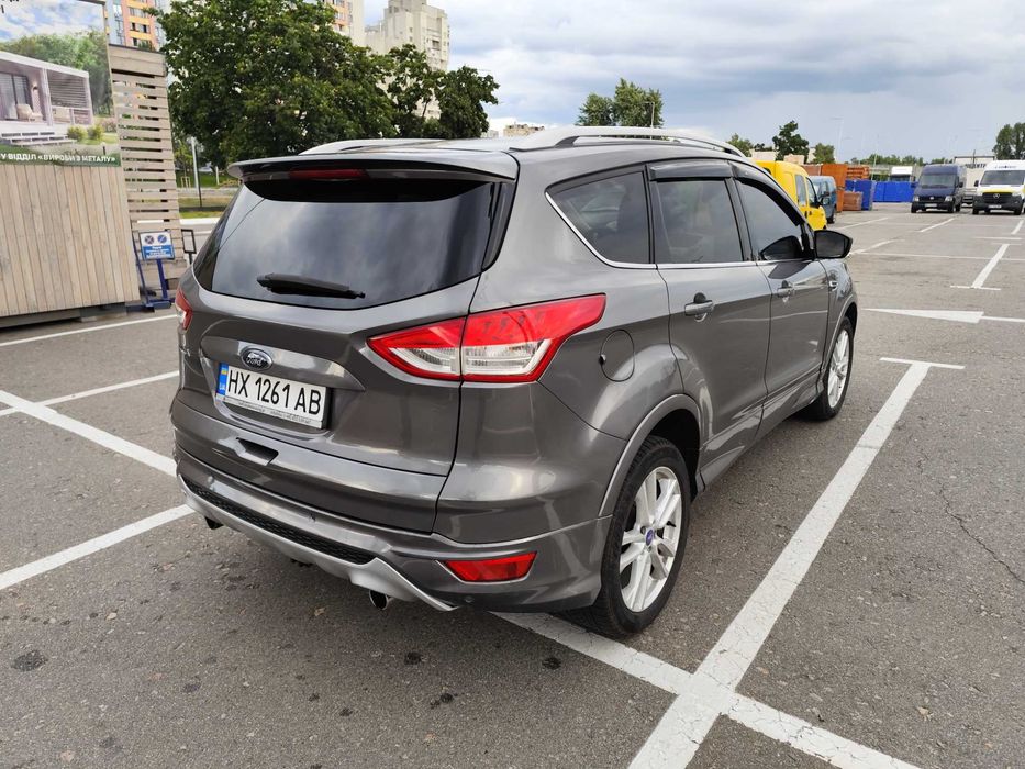Продаж Ford Kuga 2014