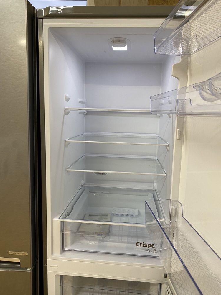 Холодильник BEKO ,стан нового,привезений з Німеччини