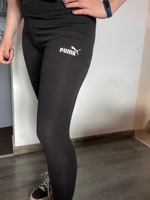Czarne sportowe legginsy Puma S 36 na siłownię