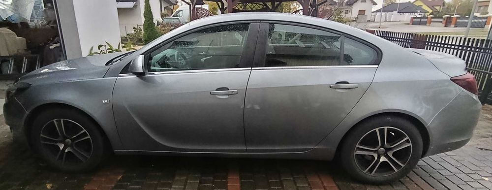 Opel Insignia 2.0 CDTI 163 KM rok 2013 po liftingu