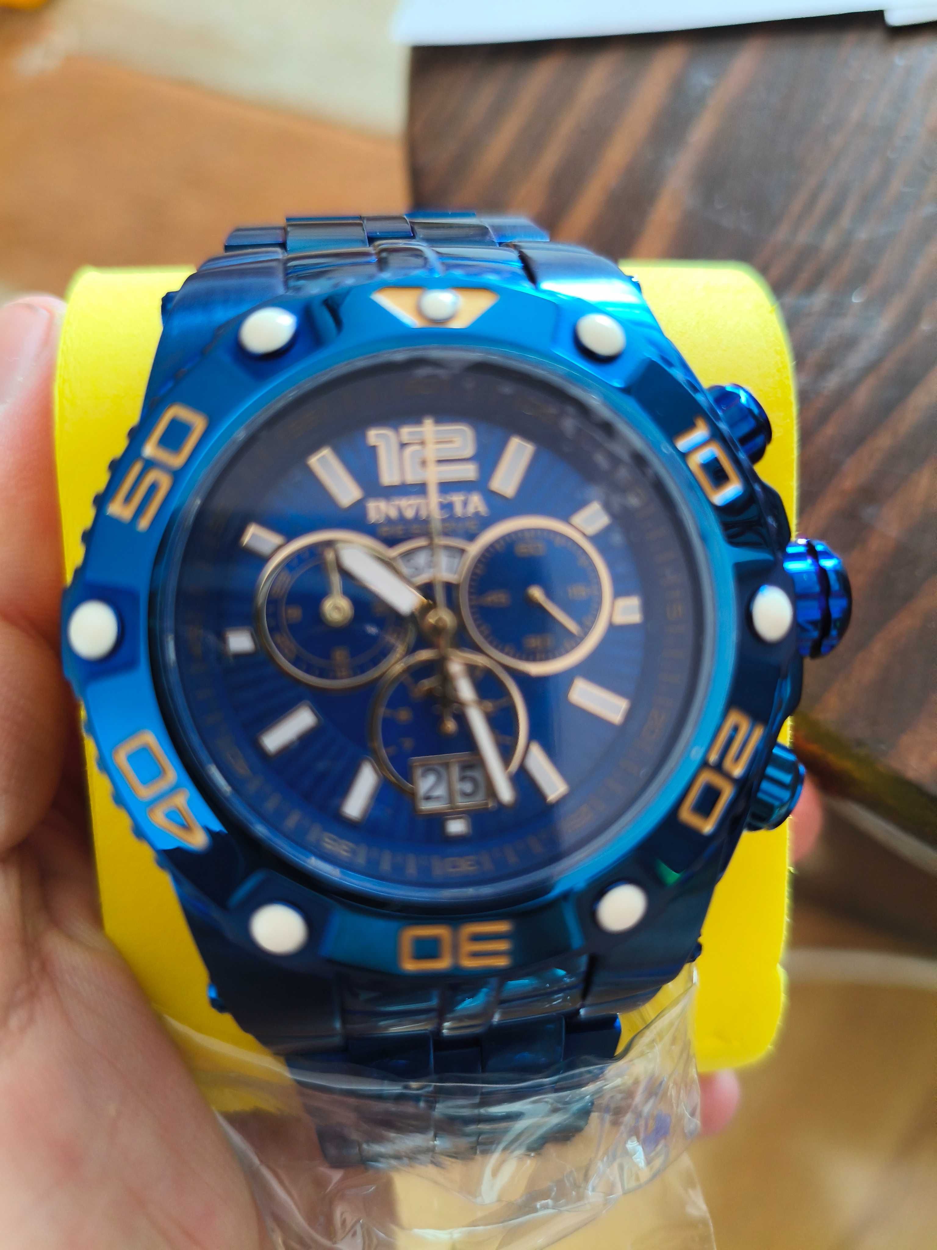 Invicta Speedway niebieski