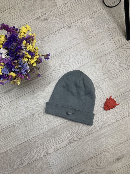 Шапка Nike Cuffer Beanie Metal Swoosh