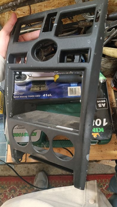 Центральна консоль Ваз 2170 приора