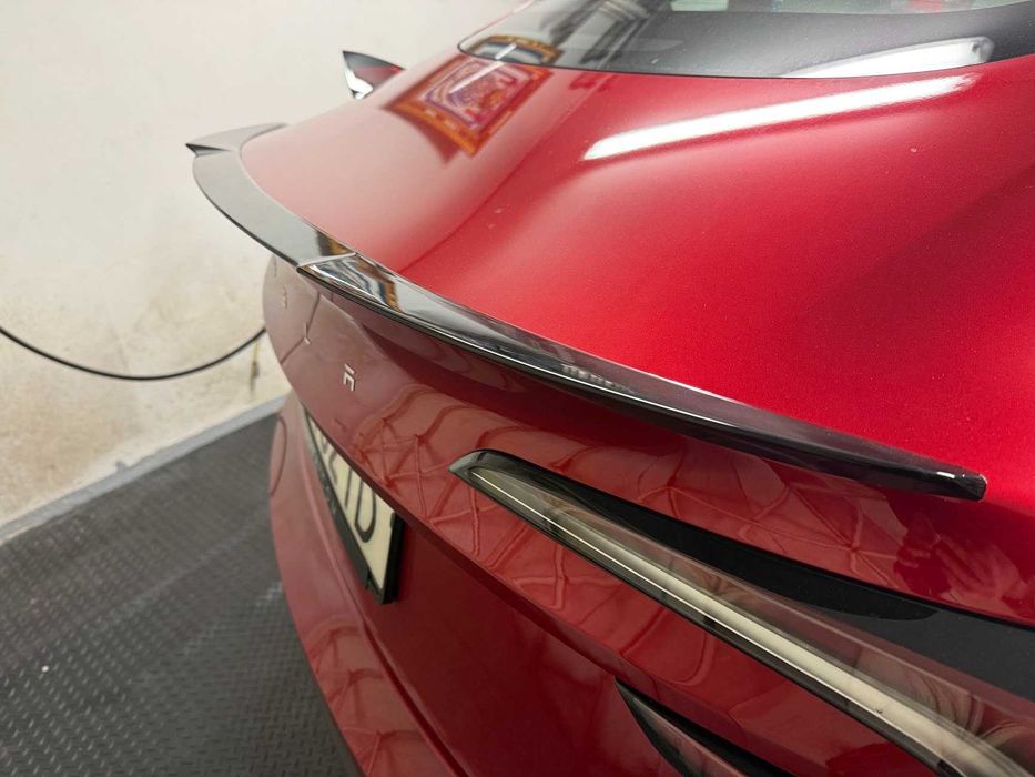 Spoiler traseiro aileron Tesla model 3 Highland