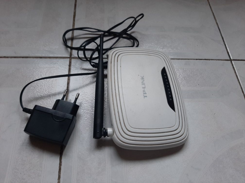 Роутер TP-Link 740