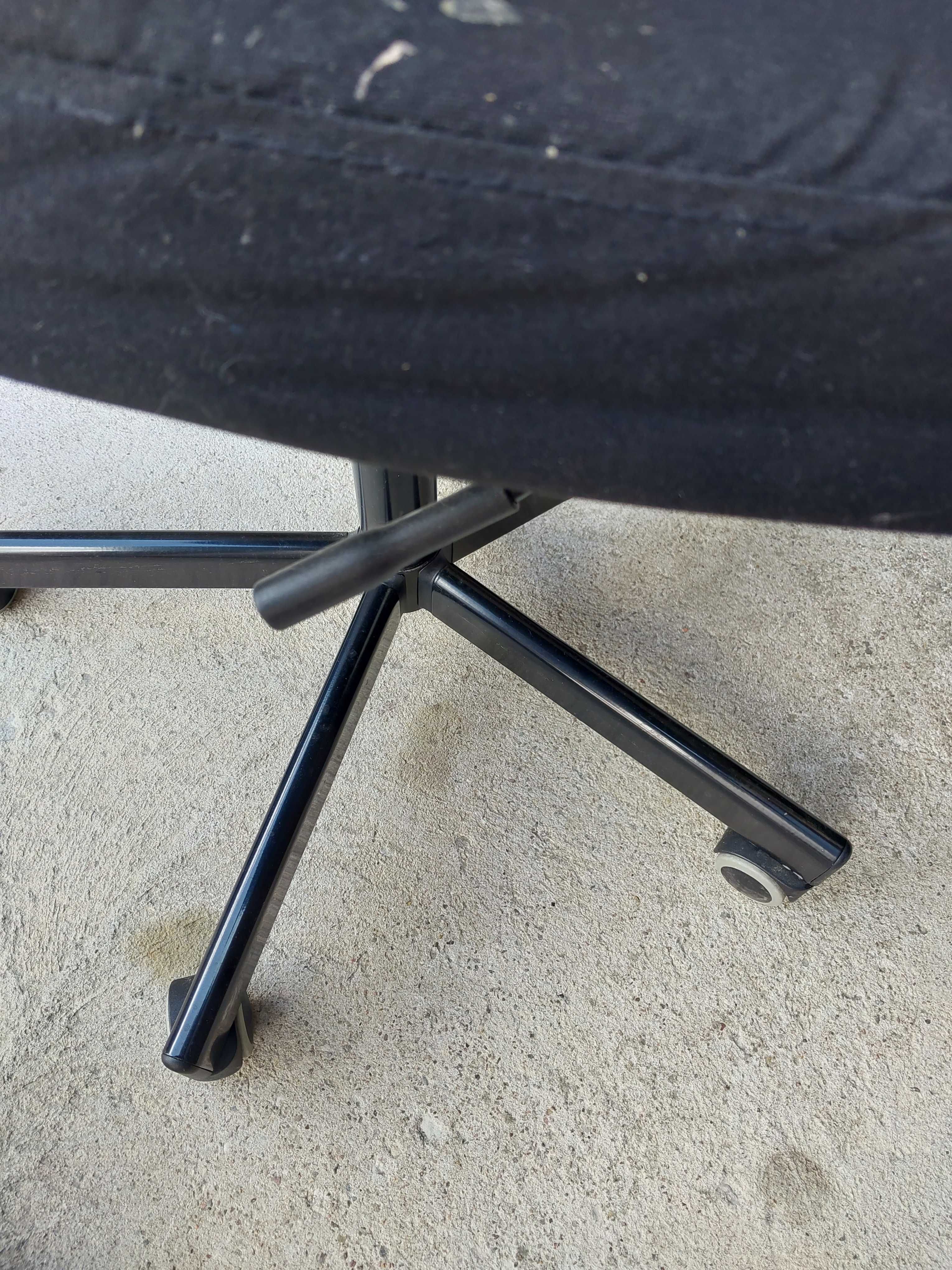 krzesło do biurka /541