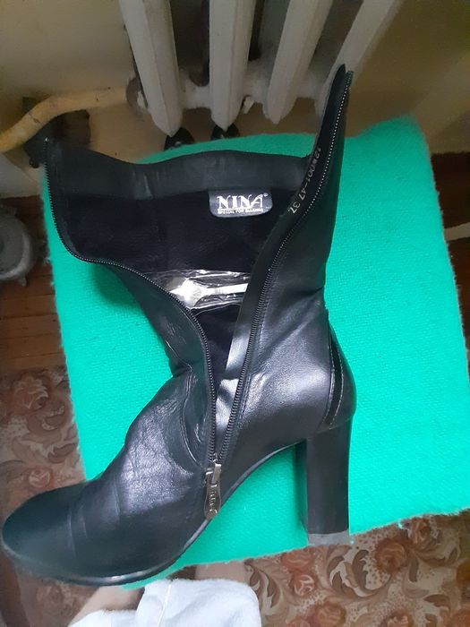 Чобітки шкіряні весняні