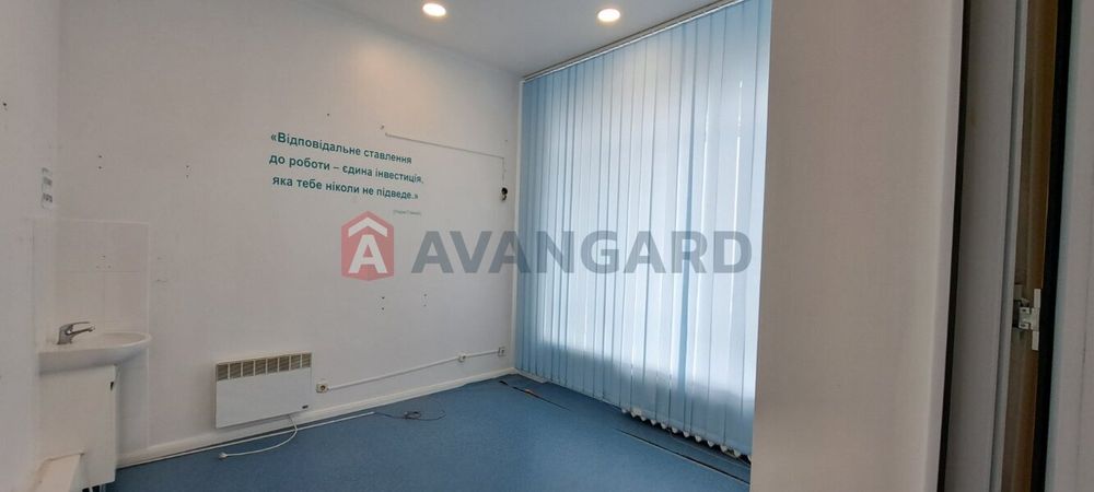 Продаж приміщення 217м2., вул. Амосова 4.