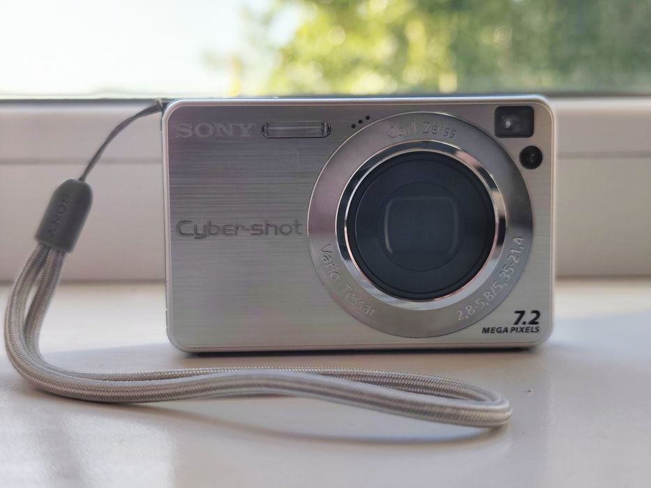 Мыльница Sony 7.2 megapixels