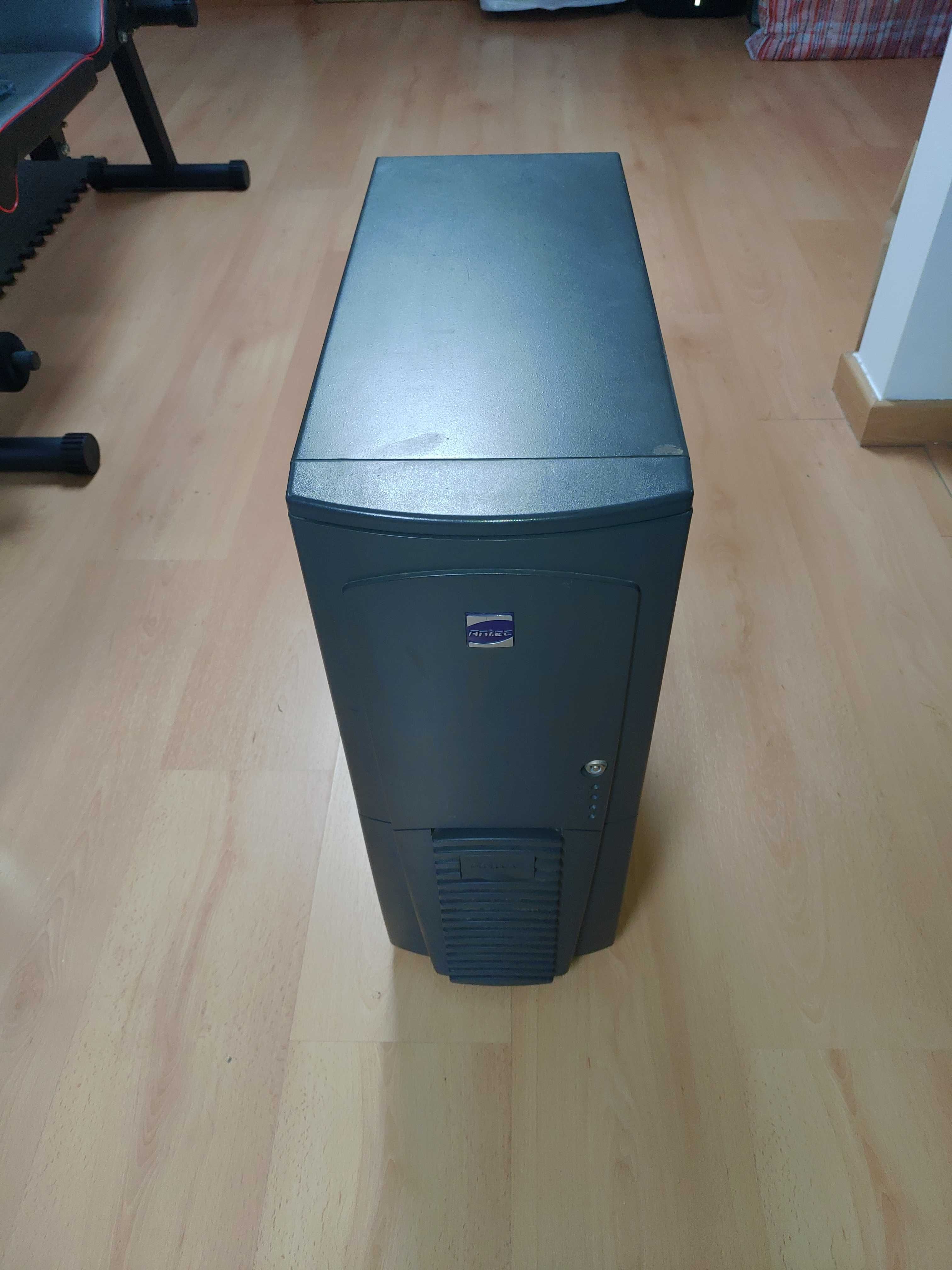 Caixa PC Chieftec/Antec Dragon para recuperar com alguns componentes