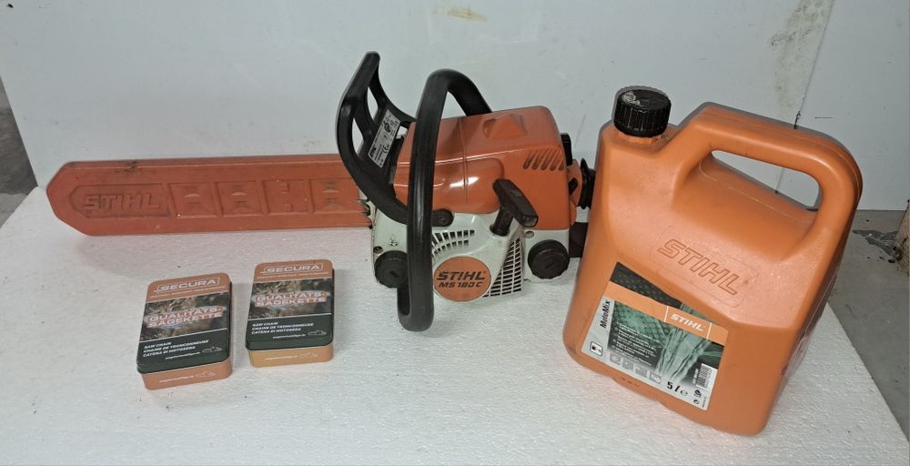 Piła spalinowa Stihl MS 180C
Piła spalino