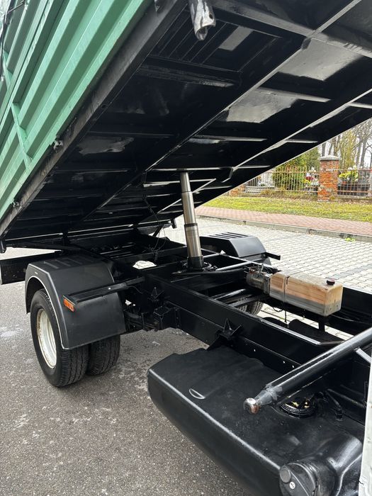 renault mascott 2.8 wywrotka 65.130 3,5t dmc kat B