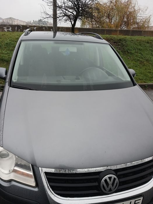 Volkswagen  tauran  1.4 tsi