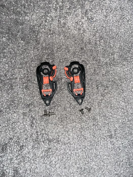 Продам кріплення для візора на agv