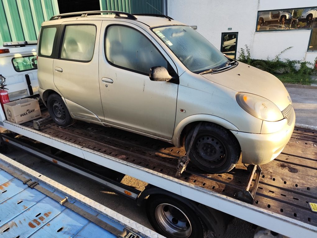 Toyota Yaris Verão (peças)