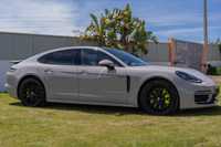 Porsche Panamera 4 E-Hybrid