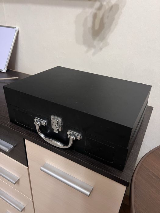 Вініловий програвач, виниловый проигрыватель