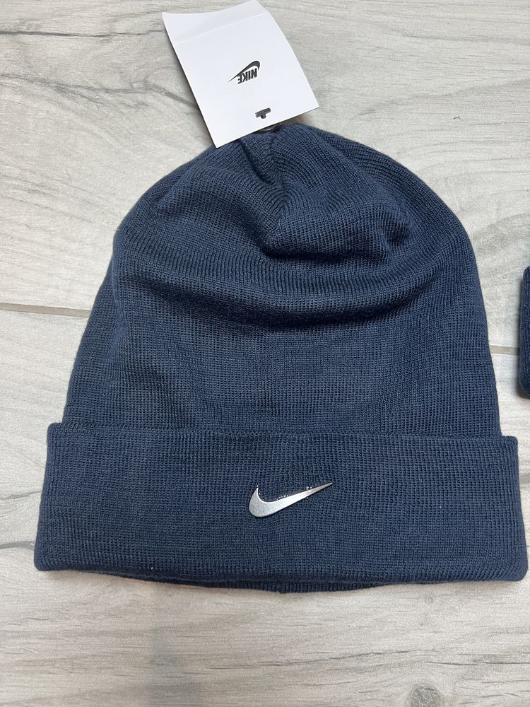 Nike шапка оригінал