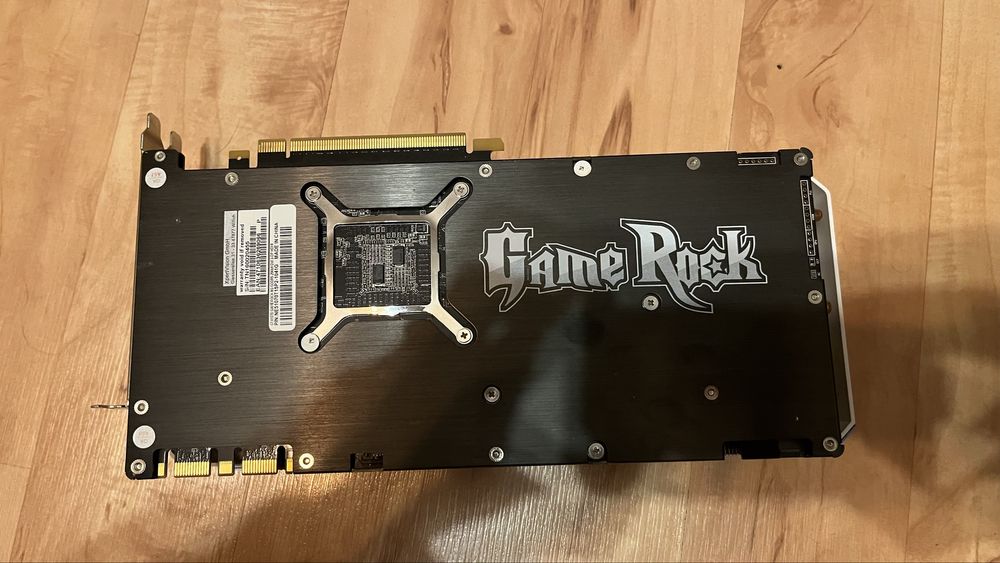 Karta graficzna geforce gtx palit gamerock 1070 8gb do naprawy