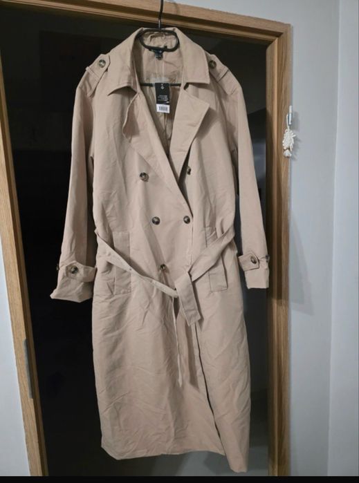 Trench bezowy rozmiar L