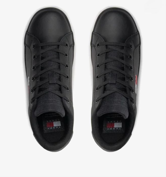 Шкіряні КедиTommy Hilfiger Tjw Flatform Ess жіночі чорні. Оригінал.