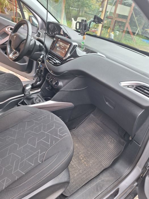 Sprzedam Peugeot 2008