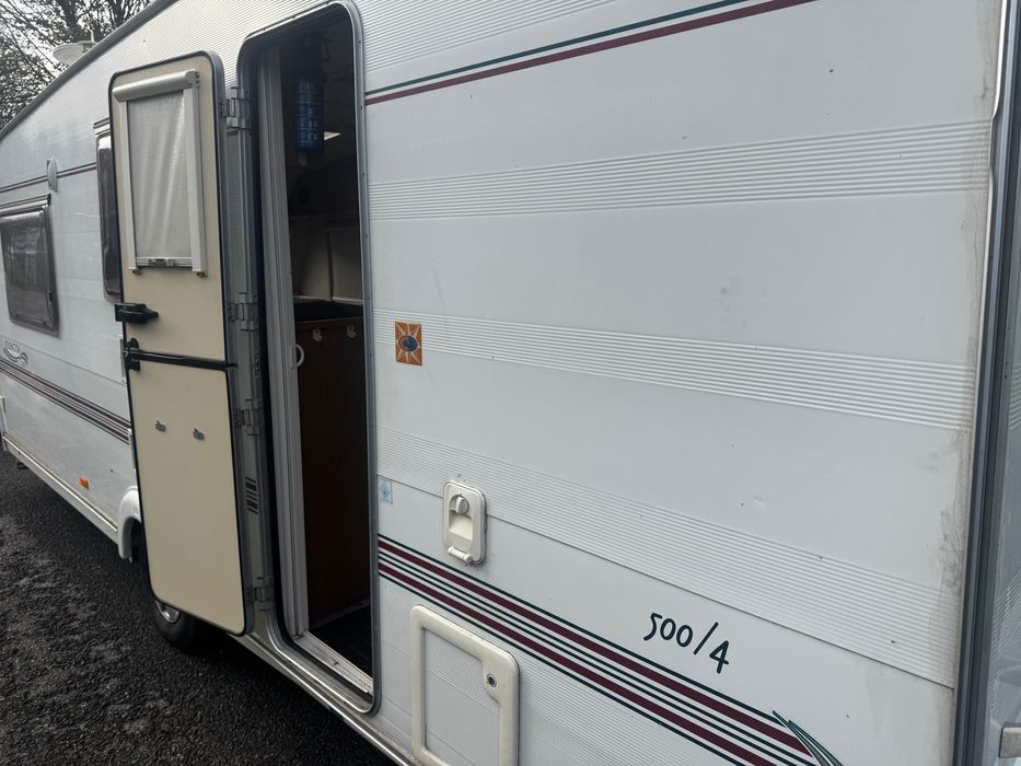 Caravana Compass kesignton 4 camas ano 2000